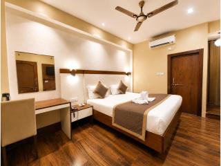 Shivam Kashi Heritage Grand Hotel - Restaurant, Lift & Comfortable Accommodation Near Varanasi Junction - 7
