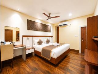 Shivam Kashi Heritage Grand Hotel - Restaurant, Lift & Comfortable Accommodation Near Varanasi Junction - 4