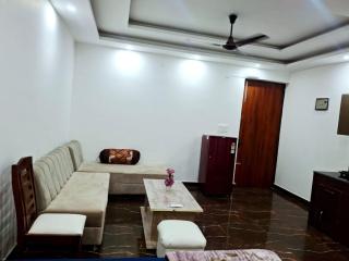 Guru karpastays - 2