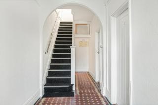 Nottingham Park Avenue Private Studios with Shared Lounge - 3