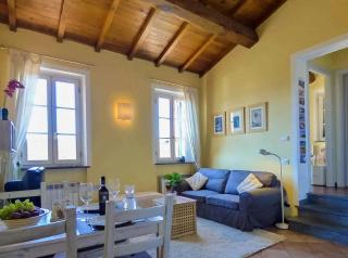 Lucca apartment with private furnished terrace - 5