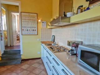 Lucca apartment with private furnished terrace - 6