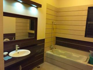 Villa Inn - 4