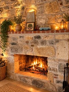 Hatchas Stone House - 6