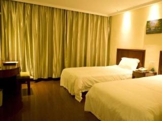 GreenTree Inn Jiangsu Suzhou Taiping High-Speed North Station Express Hotel - 2