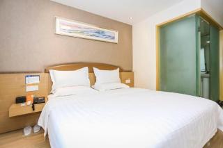 7 Days Inn Chengdu Wuda Garden Longzhuayan Metro Station - 3