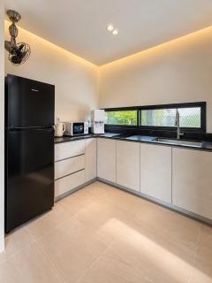 The Slide House Private Pool & BBQ by Linese Homestay - 7