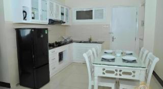 Queen Central Apartment-Hotel - 2