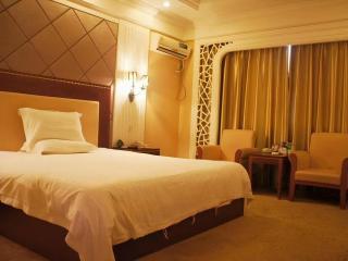 GreenTree Inn Chengdu high-tech Development West Zone Shidai Tian Street Express Hotel - 7