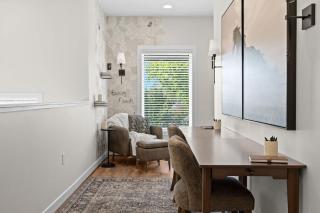 Exquisite Condo with Views in Trendy NuLu District - 7