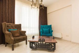 New Central 3-Bedroom Apartments - 2