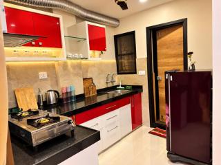 Meraki House - 2