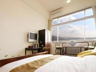 Blue River Hotel - 9