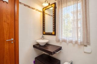 GuestReady - Granada Salvador with Balcony - 1