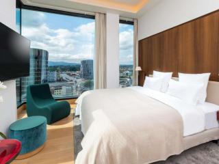 Mövenpick Hotel Basel - 3