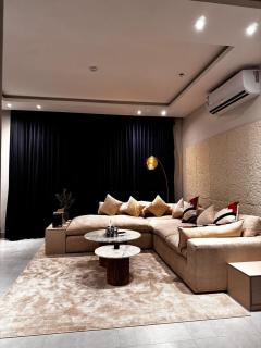A family apartment in Al-Narjis A27 - 0