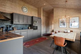 FA301 Top-Floor flat with Sauna, Three Balconies - 7