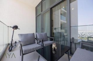 Stylish 2BR Apartment at Dubai Hills with Pool Access By ĀYA Boutique - 8