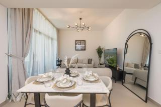 Stylish 2BR Apartment at Dubai Hills with Pool Access By ĀYA Boutique - 5