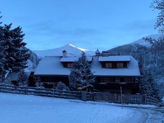 Oswald Lodge - surrounded by nature - 8