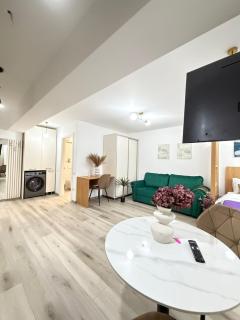 Iasi Center Palas by Glam Apartments - Parking option - 9