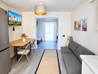 5 bedrooms home in Sidcup free parking - 3