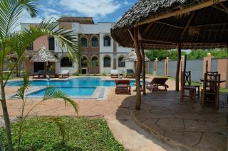 Damaris Boutique Estate - 0