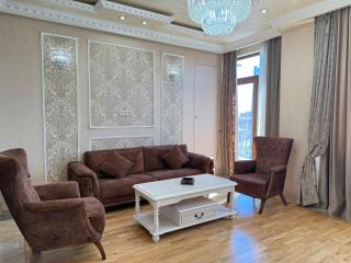 Chic Modern Apartment with Open Balcony - CITY CENTER by REPUBLIC SQUARE I ЛЮКС АПАРТАМЕНТЫ - 6