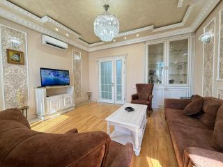 Chic Modern Apartment with Open Balcony - CITY CENTER by REPUBLIC SQUARE I ЛЮКС АПАРТАМЕНТЫ - 8