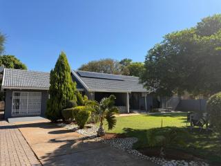 Vhulinganela Guest House - 0