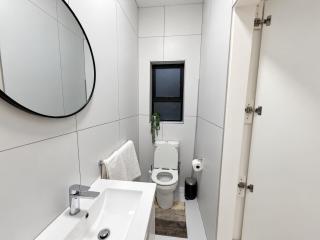 eumbo luxury suites - 3