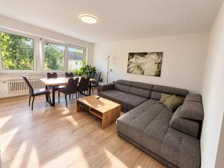 Ferienwohnung "Jumbo" in Coburg ! - 100qm im OG1 mit Privatparkplatz & Balkon - Coburg - 4