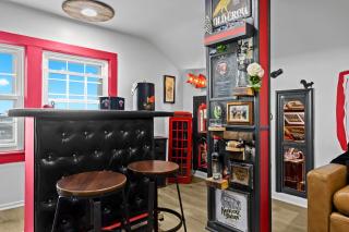 Top Floor Apt Near Churchill Downs & Expo Center - 2