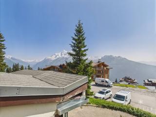 Studio rénové, style montagne, pied des pistes, balcon exposé sud, pour 4 personnes à La Rosière - 2