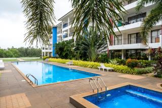 Staymaster SurfShore - Serviced 2BR Apartment with Pools & Gym in Baga - 0