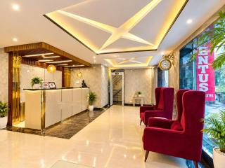 The Ventus Suites Near Delhi Airport - 2