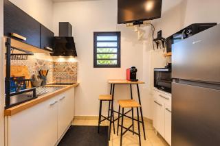 Hostcare - Studio Piton - piscine et randonnées - 5