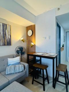 Jtowers Residense - Nomadsplace7 - 4