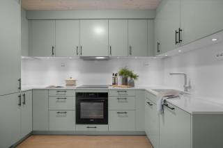 Large family apartment with parking - 3