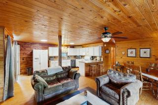 Cozy Lodge - Unit 4 - 6
