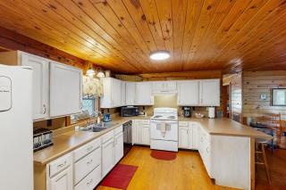 Cozy Lodge - Unit 4 - 2