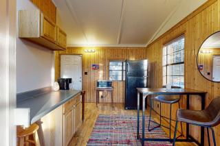 Ozark Rambler Cabin - 3