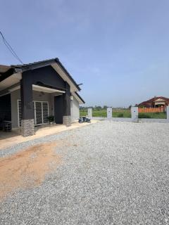 Umar Pantai Irama Homestay - Bachok - 7