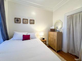 Cozy 1Bed, 1Bath in Brookline, MBTA - 6