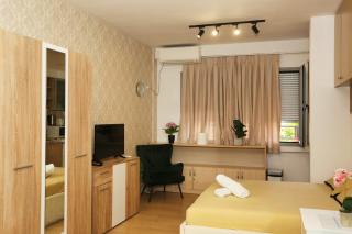 Modern Studio Apartment Square 21 Tirana - 2