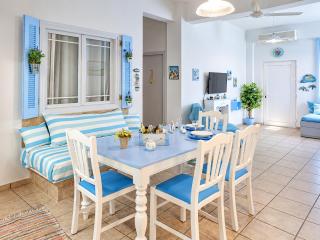 Shades of Blue Seaview House - 6