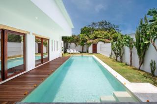 Villa Nuga By DreamAwayBali - 9