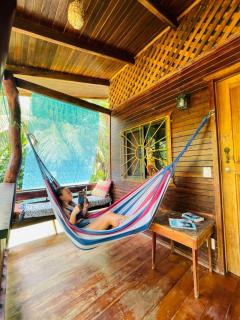 Pangea Lodge Tropical Vibe Home with Shared Pool - 7