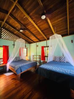 Pangea Lodge Tropical Vibe Home with Shared Pool - 6
