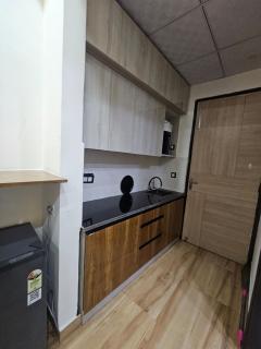 Cozy Stay Near Expo Mart Kaveri City Center - 1